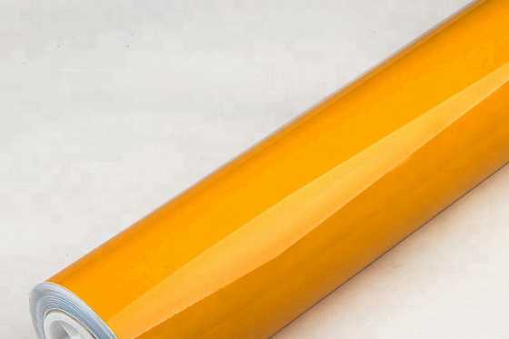 Abrigo resistente ULTRAVIOLETA desprendible del vinilo del abrigo amarillo metálico brillante del coche
