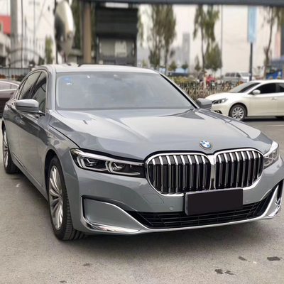 La película de Grey Chrome Car Vinyl Wrap protege la pintura contra rasguños y microprocesadores de descoloramiento