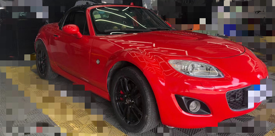Temperatura desplazable del alto del lustre de Ferrari del coche del abrigo lanzamiento rojo del aire resistente