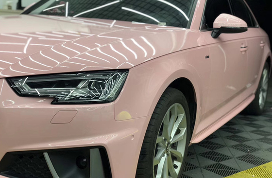 El acrílico basó el alto lustre Cherry Blossom Pink Car Wrap del vinilo del abrigo adhesivo de la película