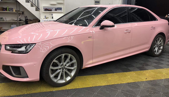 El acrílico basó el alto lustre Cherry Blossom Pink Car Wrap del vinilo del abrigo adhesivo de la película