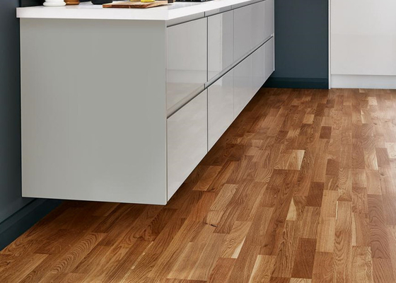 3 vinilo auto-adhesivo laminado decorativo de la película 1.2m m del grano de madera de roble de la tira para los muebles